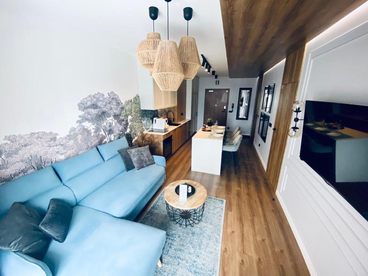 Apartament N&B 스클라르스카포렘바 외부 사진