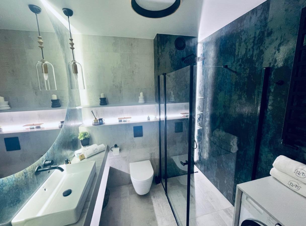Apartament N&B 스클라르스카포렘바 외부 사진